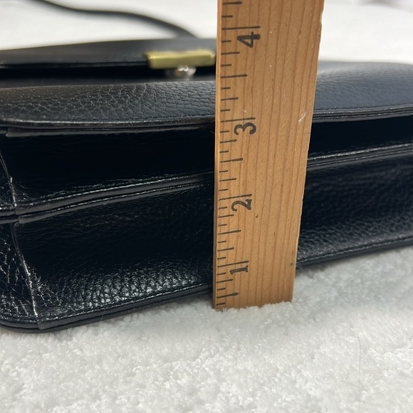 Mark Cross 1845 leather black top handle crossbody bag with 2 inside zip pockets - Picture 14 of 16